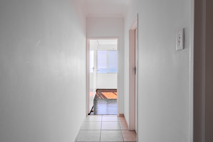 2 Bedroom Property for Sale in Mouille Point Western Cape